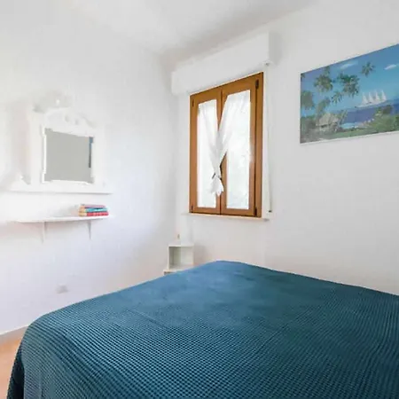 Apartment R05 - Comodo Trilocale Con Corte Privata